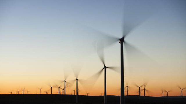 Trump's Green Energy Crackdown Hurts US AI, Data Centers.