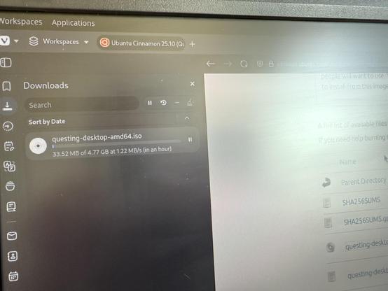 Downloading daily build of next ubuntu release