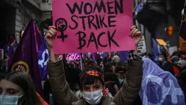 29 women killed by men, 14 more died under suspicious circumstances in Turkey in April: report