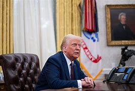Trump in the Oval Office: