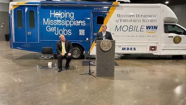 Employment Security Department unveils Mobile WIN Job Center