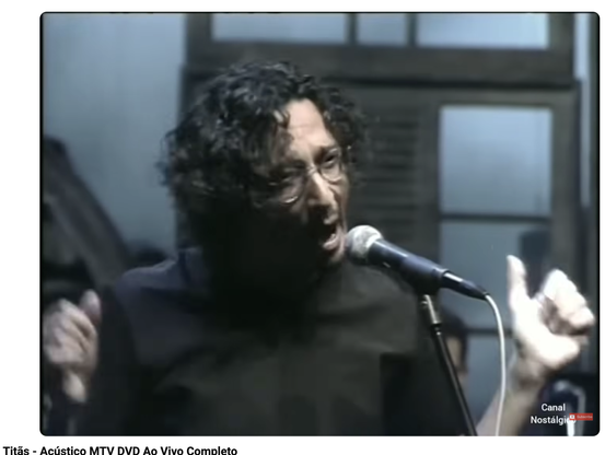 fito paez cantando Go Back dos titãs em 1997, video do DVD titas acustico