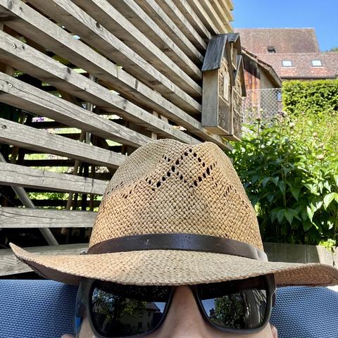 Sonntags-Chillen auf dem Liegestuhl