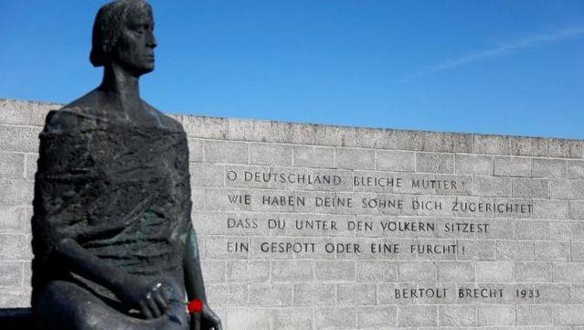 Monument commemoratiu de l'alliberament del camp de concentració KZ Mauthausen (Reuters/Lisa Leutner)