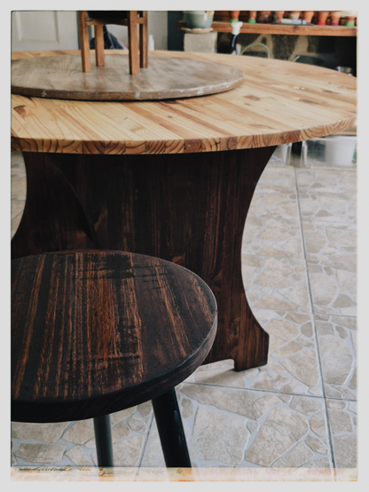 Looking spiffy. #woodwork #homedecor #diyprojects #makestuff #ScreenshotSaturday