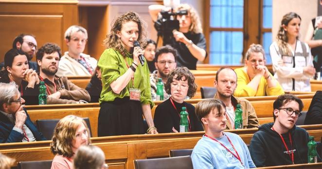 Publikumsbeteiligung: Beim Theater Die Jahrhundertflut in Bern können die Zuschauer die Handlung beeinflussen.