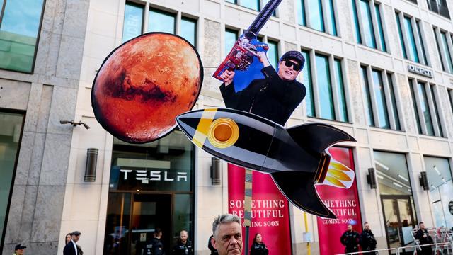 Tesla strauchelt im April weiter. In einigen Ländern stürzen die Verkäufe im April um 80 Prozent ab, obwohl wieder mehr E-Autos gekauft werden.