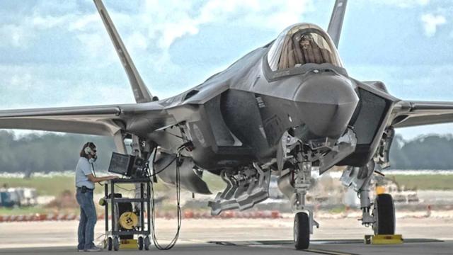 F-35 Software Could Be Jailbreaked Like An iPhone: Dutch Defense Secretary - F-35 Software Could Be Jailbreaked Like An iPhone: Dutch Defense Secretary