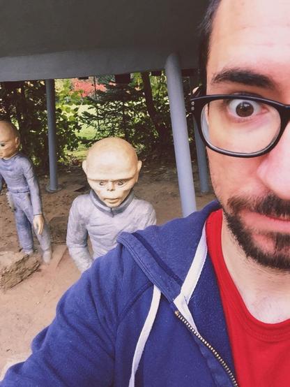 Selfie of me with an alien behind me in 2014