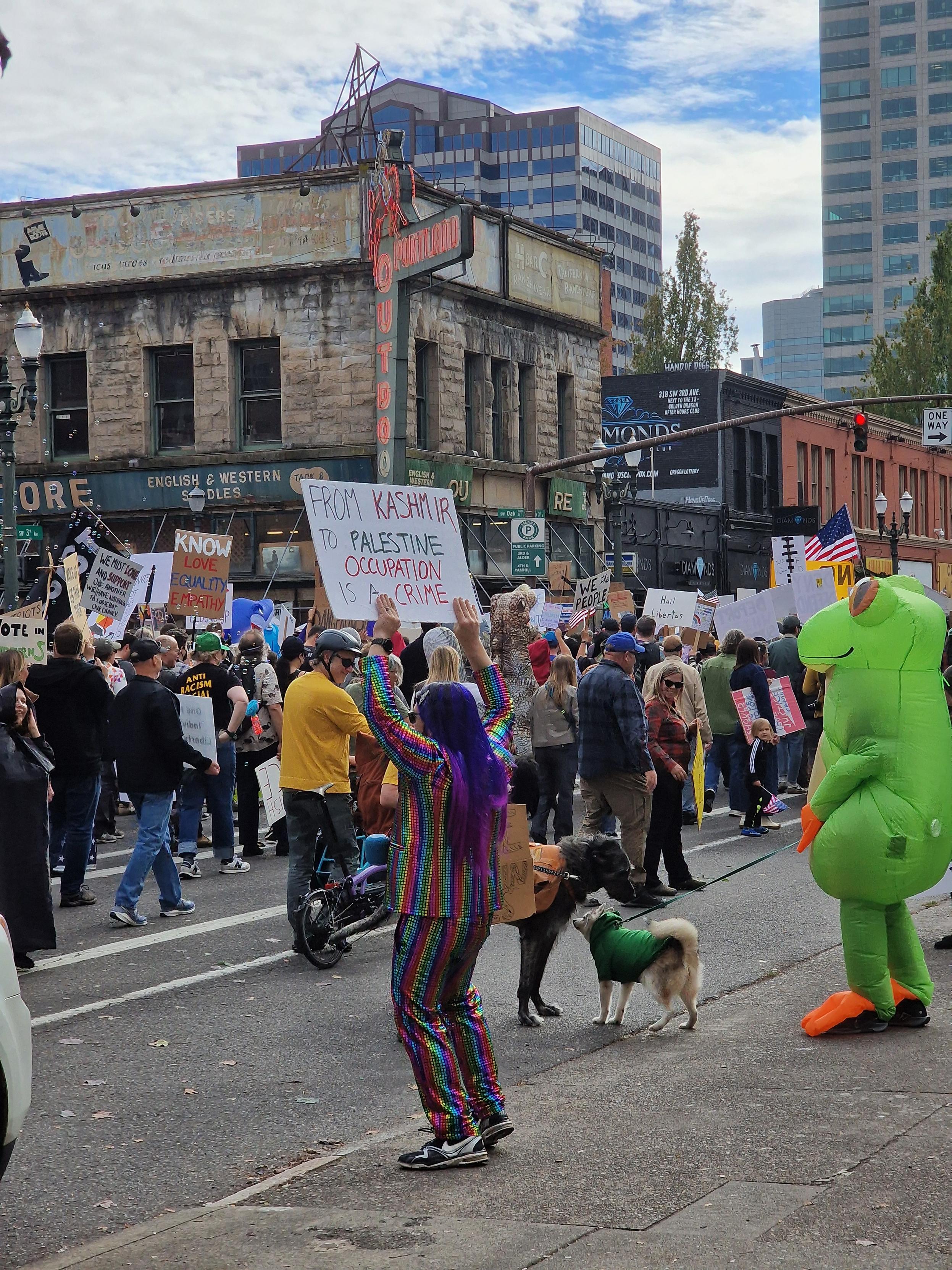 mods nomings crowd in oregon portland