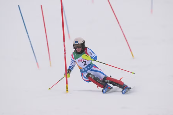 Une jeune espoir du ski français, Margot Simond, se tue à l'entraînement