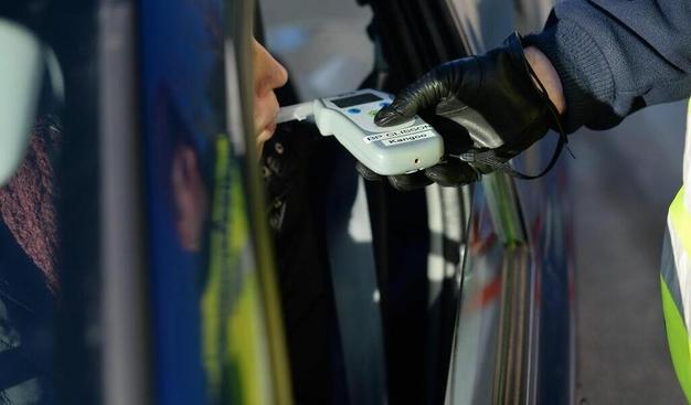 La police contrôle à la sortie de boîtes de nuit à Rennes : sept conducteurs positifs à