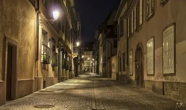 Toute l'actu Top Music - Donnez votre avis sur l’éclairage de nuit à Strasbourg