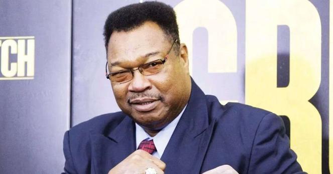 Larry Holmes Says ‘Everybody Knew’ Heavyweight Legend Couldn’t Fight: “He Was Such A Fraud”