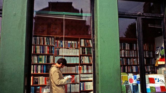 Reading books is not just a pleasure: it helps our minds to heal | Psyche Ideas Reading books is not just a pleasure: it helps our minds to heal | Psyche Ideas