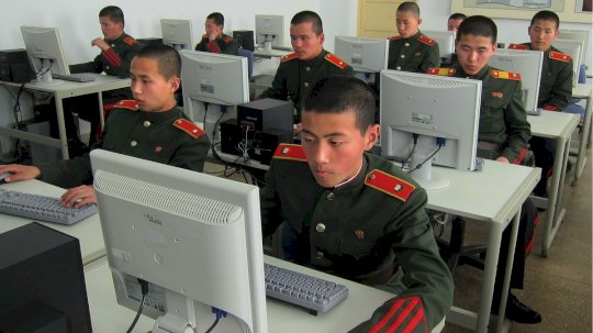 north-korea-linked-threat-actors-spread-macos-nimdoor-malware-via-fake-zoom-updates-–-source:-securityaffairs.com