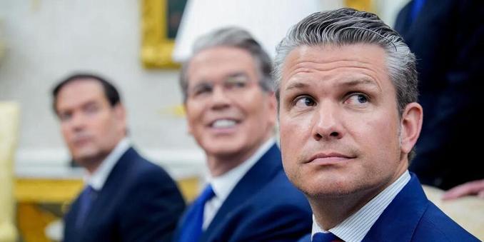 Pentagon Has Evidence Pete Hegseth Really Did Text Classified Info: Reports