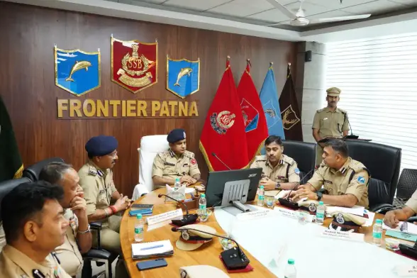 Security team discussing border security at the Inspector General of Frontier Headquarters, Patna.