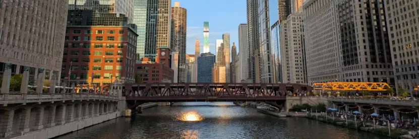 © 2025 Paolo Melchiorre CC BY-SA “Weels Street Bridge over the Chicago Rive, framed by Chicago's skyline in the heart of downton (USA)”