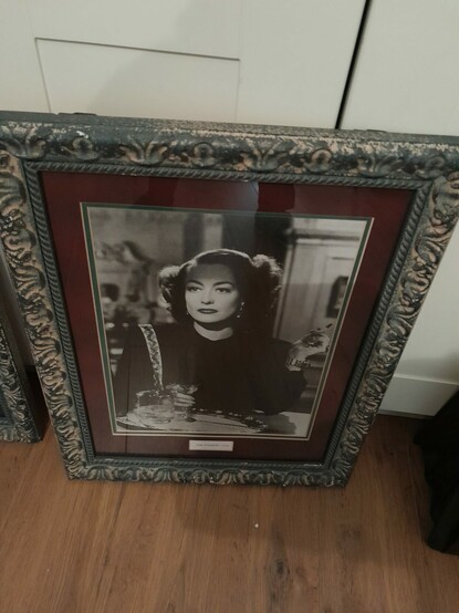 Female lead in the movie Mildred Pierce.