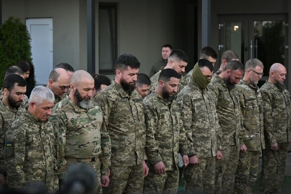 President of Ukraine Volodymyr Zelenskyy together with Ukrainian Muslim soldiers, leaders of the Mejlis of the Crimean Tatar people, and representatives of the Muslim clergy, took part in the Iftar, a dinner held during the holy month of Ramadan for Muslims.

Soliders standing with bowed heads
