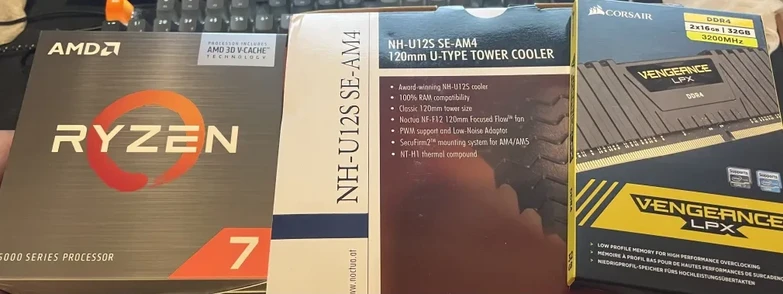 From Left to Right
AMD Ryzen 7 5800X3D CPU
Noctua NH-U12S SE-AM4 CPU Cooler.
Corsair Vengeance LPX 32GB DDR4-3200MHz RAM.