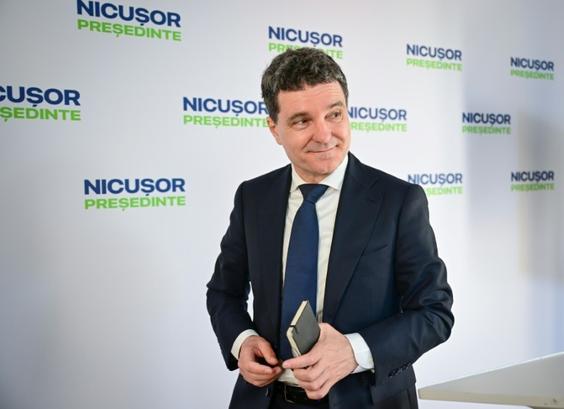 Pro-European Bucharest mayor Nicusor Dan promises to bring