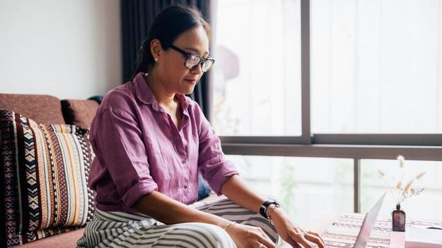 7 Actionable Steps To Start A Digital Products Small Business