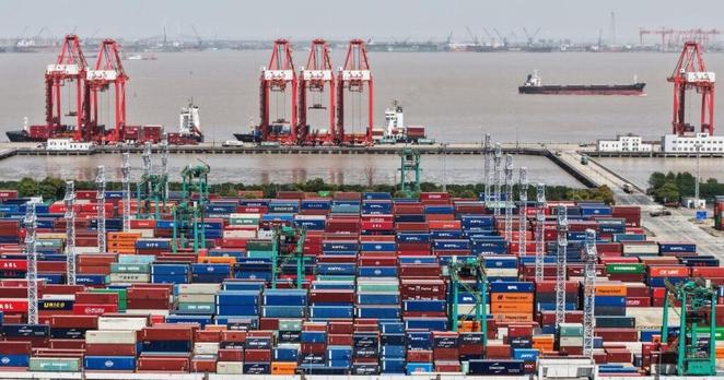 les exportations chinoises vers les États-Unis chutent de 17,6% en avril