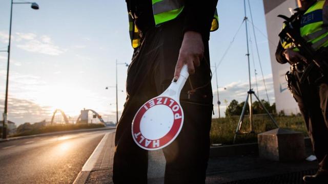 Migration: Bundespolizei weist laut Gewerkschaften viele Asylsuchende zurück