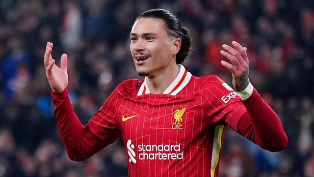Liverpool could be handed transfer alternative to help with big summer spending plans