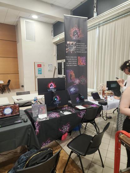 Picture of the Contenir booth