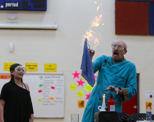 Modern-day wizard showcases science sorcery at Bryan Elementary
