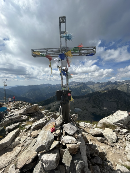 Croce di vetta della rocca dell’abisso