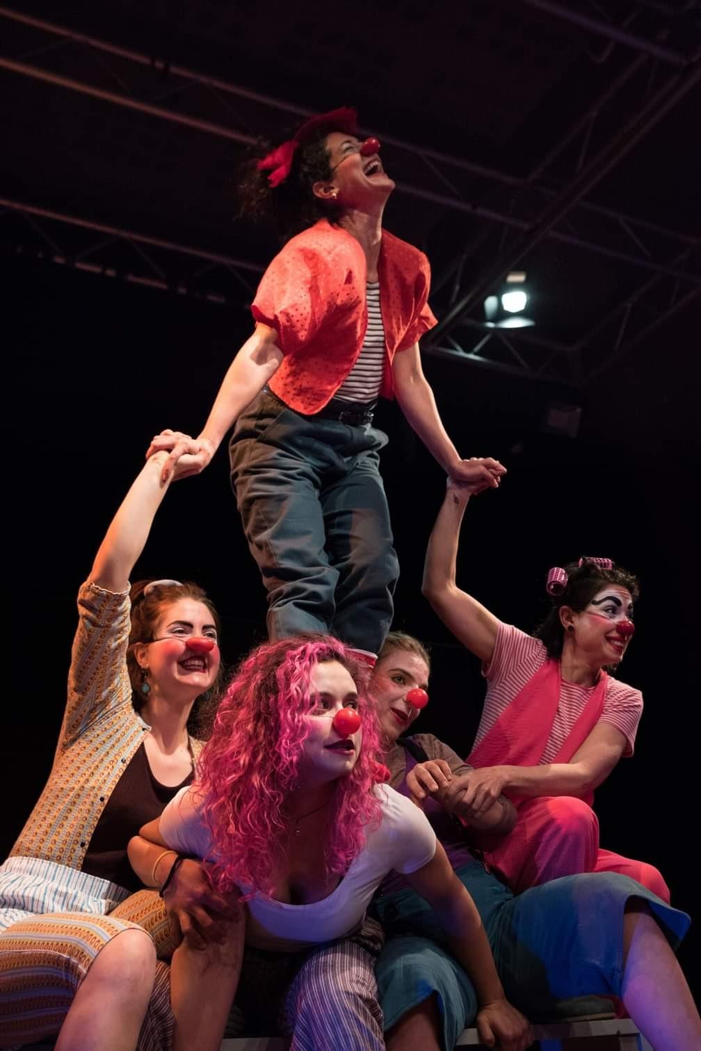 Infine: ...Lou Reed ...alle cascine Fi ...si respirava marjA🚬..solo🤣stando là sull'erba...😂 anche se non fumavi!! 😎