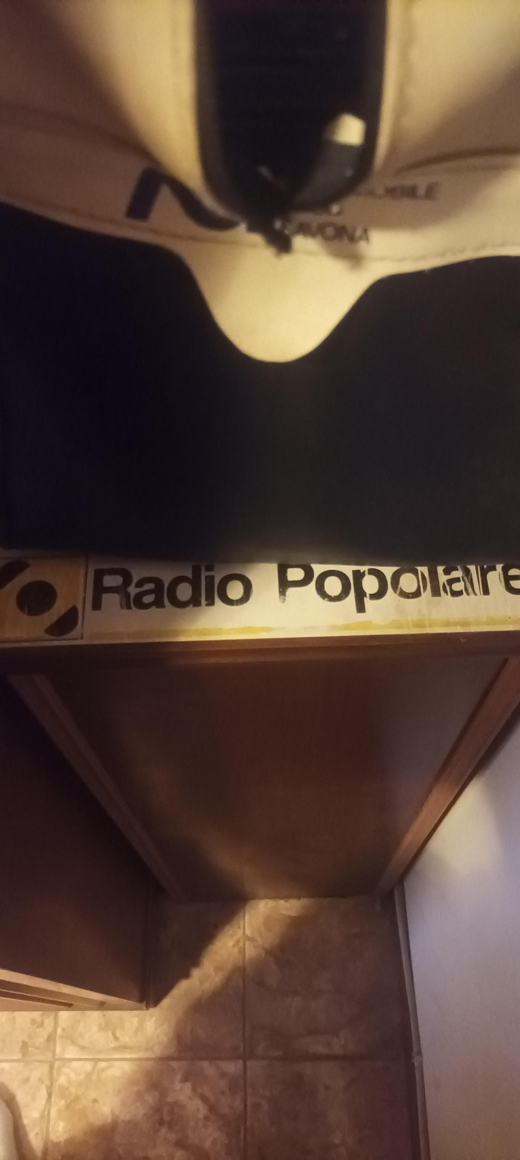 Adesivo Radio Popolare