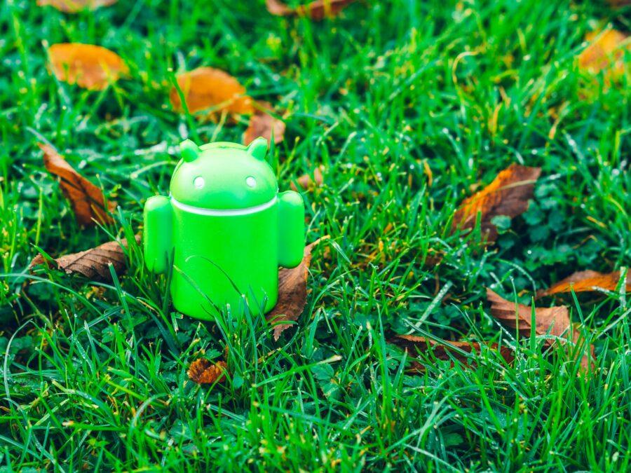 Android in Grass