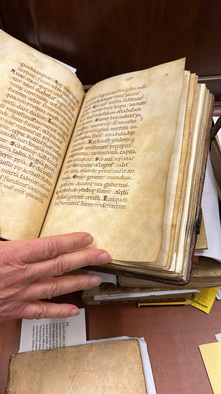 Il Lezionario di Sant Alessio (il libro più antico della biblioteca) XI secolo
