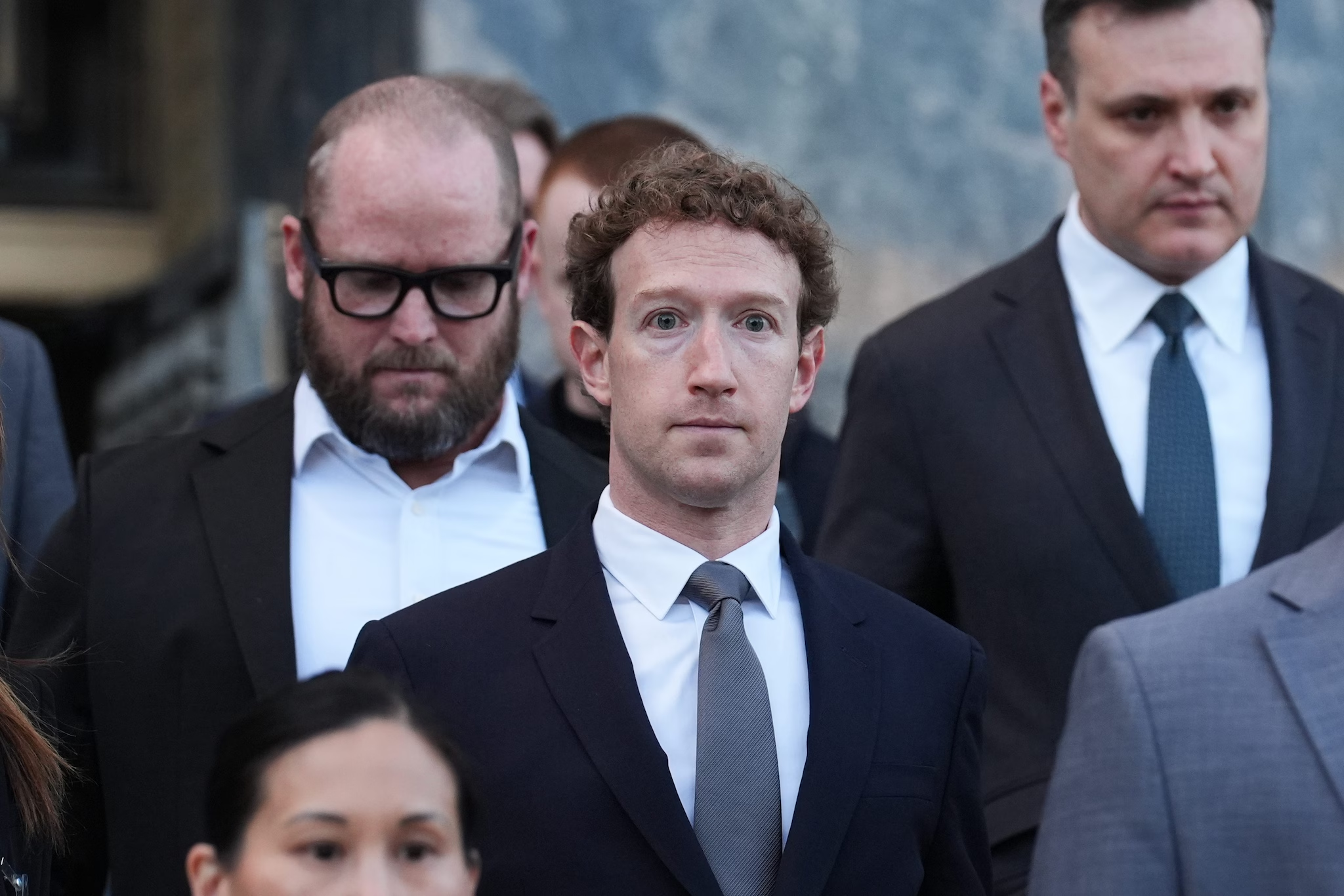 Mark Zuckerberg al processo contro Meta.