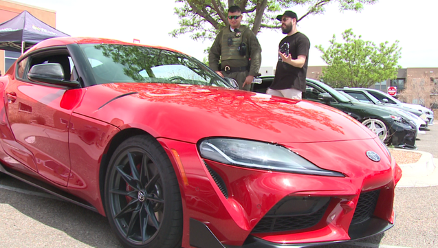 Auto show benefits food bank, future professionals