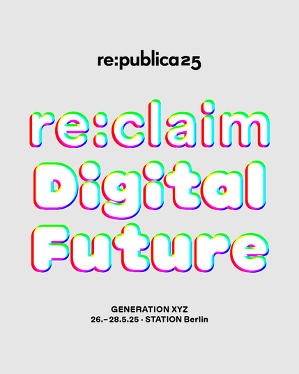 Die Grafik zeigt einen Schriftzug "re:claim Digital Future" in holografischer Schrift.