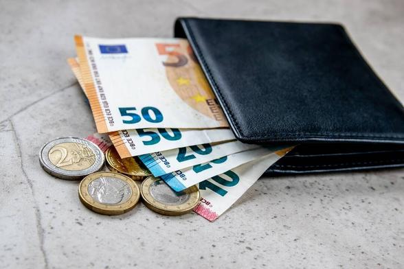 Lietuva – lyderių trejetuke, bet prognozės – niūrios