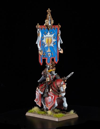 Bretonnian Battle Standard Bearer - right side