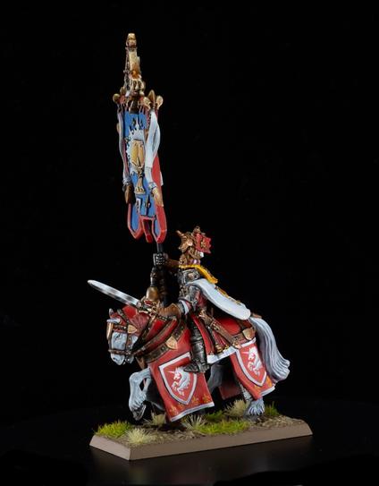 Bretonnian Battle Standard Bearer - left side