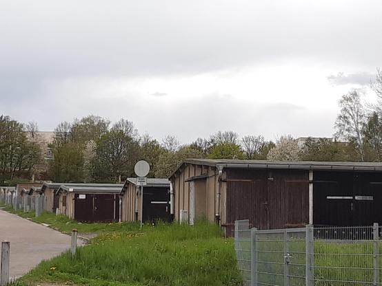 Ein großer Garagenkomplex
