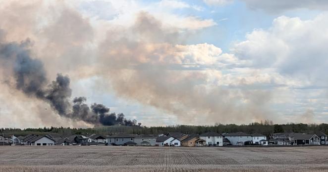 Out-of-control wildfire close to city limits of Grande Prairie, Alta. - CTV News