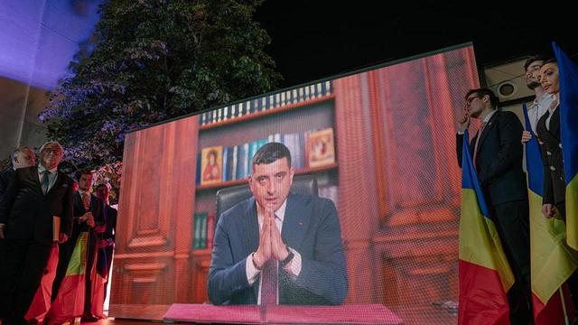 In Romania trionfa l’estrema destra: Simion oltre il 40%, andrà al ballottaggio con il sindaco di Bucarest Dan - la Repubblica