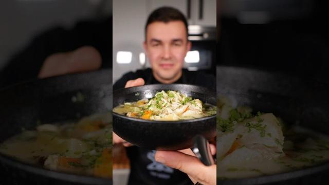 Quick and Easy Chicken Noodle Soup #asmr #asmrcooking #greenonion #cooking #chickensoup #food