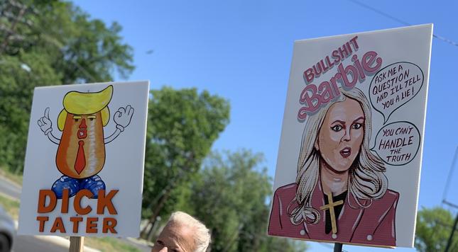 Cherry Hill, NJ Tesla Takedown signs