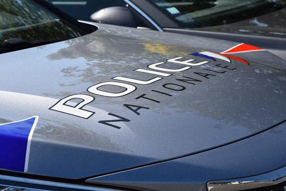 un jeune homme de 22 ans poignardé à mort en essayant d'empêcher le vol d'un vélo